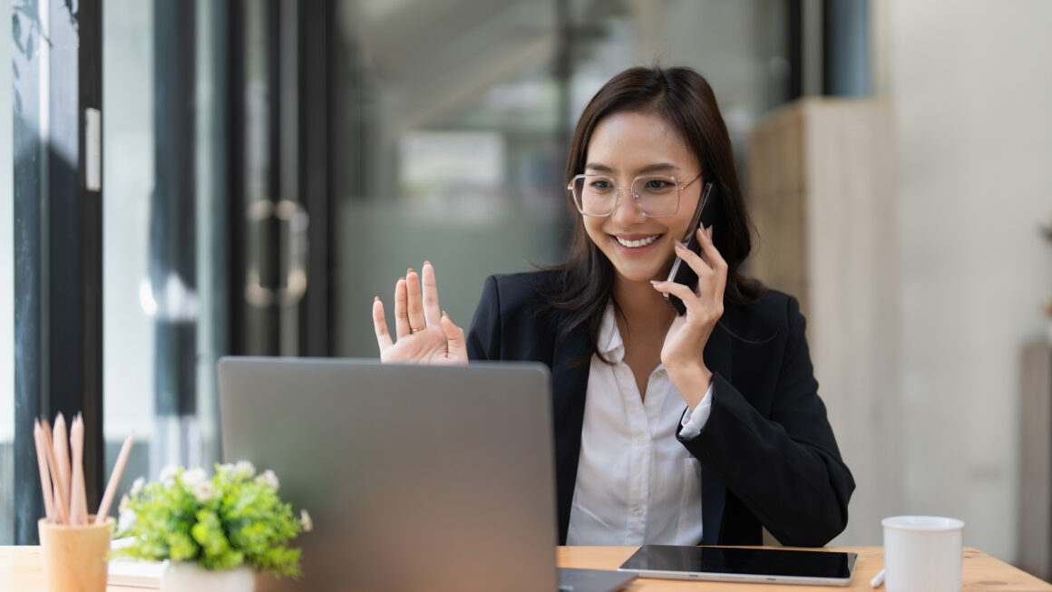 Pierwsza Rozmowa z Klientem – Kluczowe Kroki do Sukcesu
